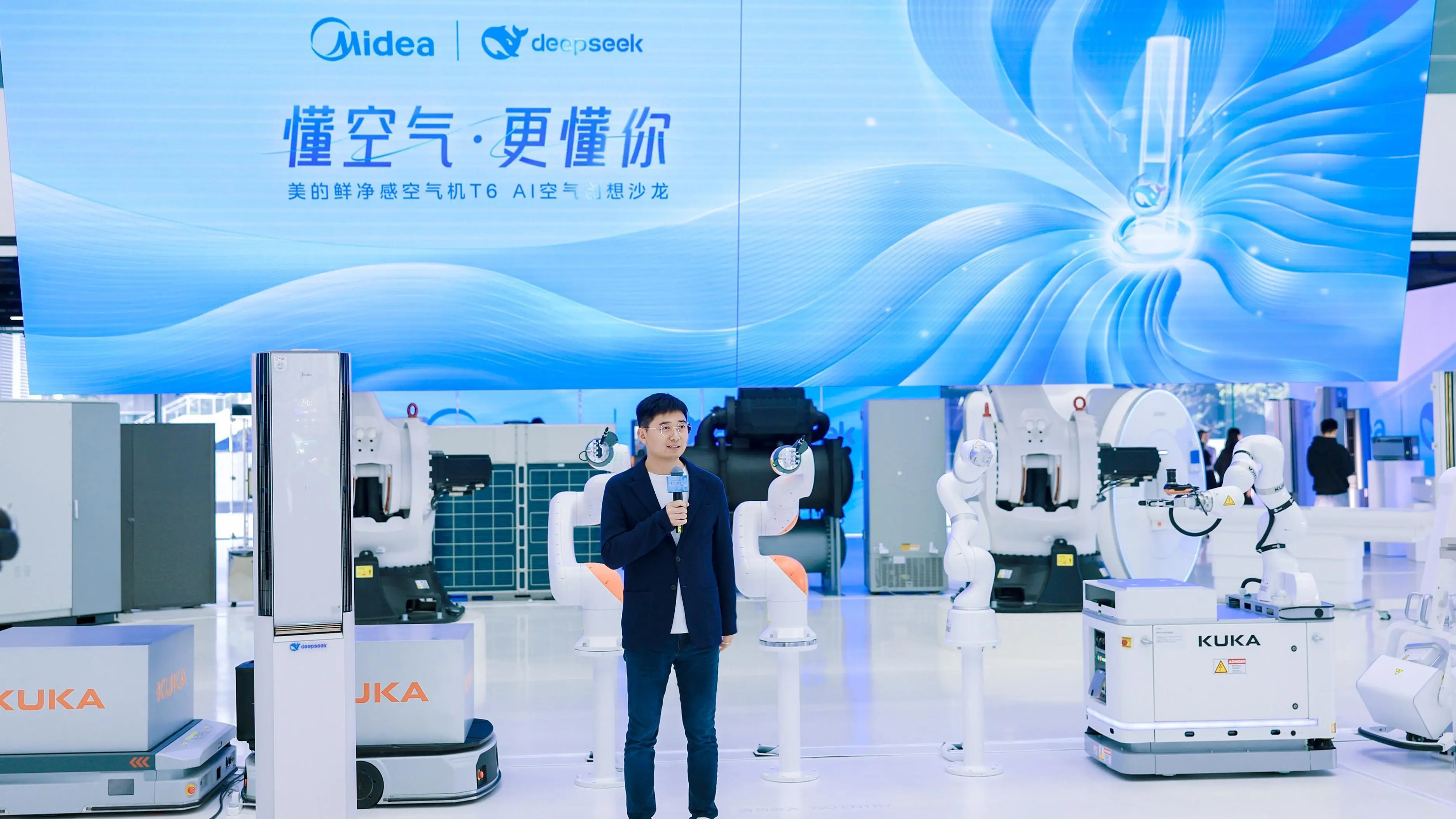 0B5B81660E1AAE8B46DE3B9BDE2DBCDF50A16AD2_size651_w3744_h2495 拷贝.webp