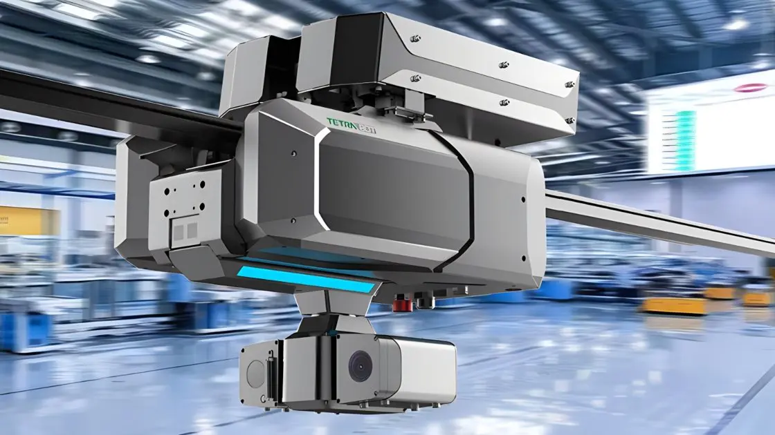 通用挂轨巡检机器人