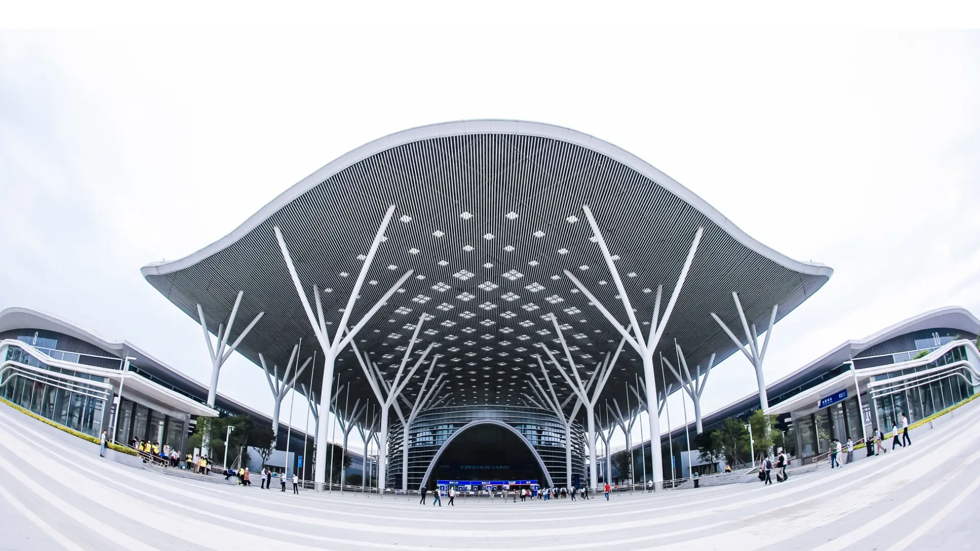 设计盛宴来袭！工博会上，800+品牌如何用色彩征服工业界