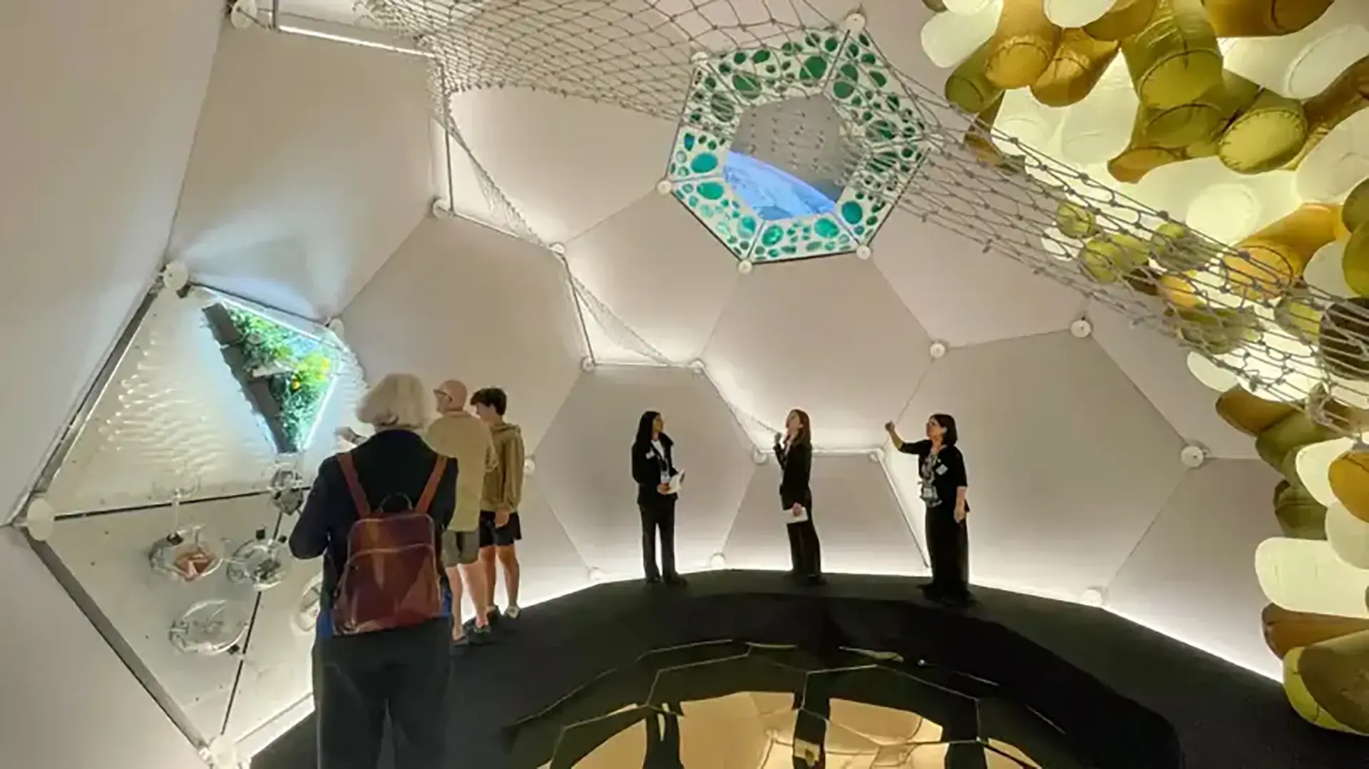 Aurelia TESSERAE：磁吸式太空豪宅，未来生活从“板”开始！